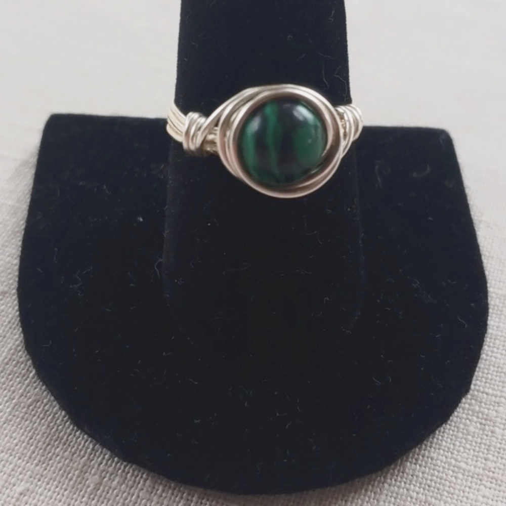 8 3/4-Malachite wire wrapped ring